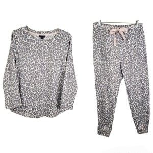Tahari Animal Print Pajama Set Womens Sz XL Leopard Cheetah Grey White Soft EUC